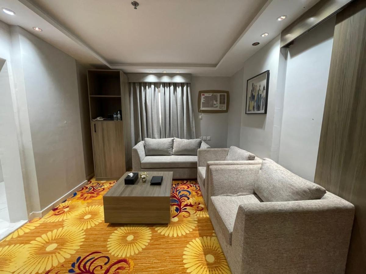 Sweet Land Hotel Umm Lajj Bagian luar foto
