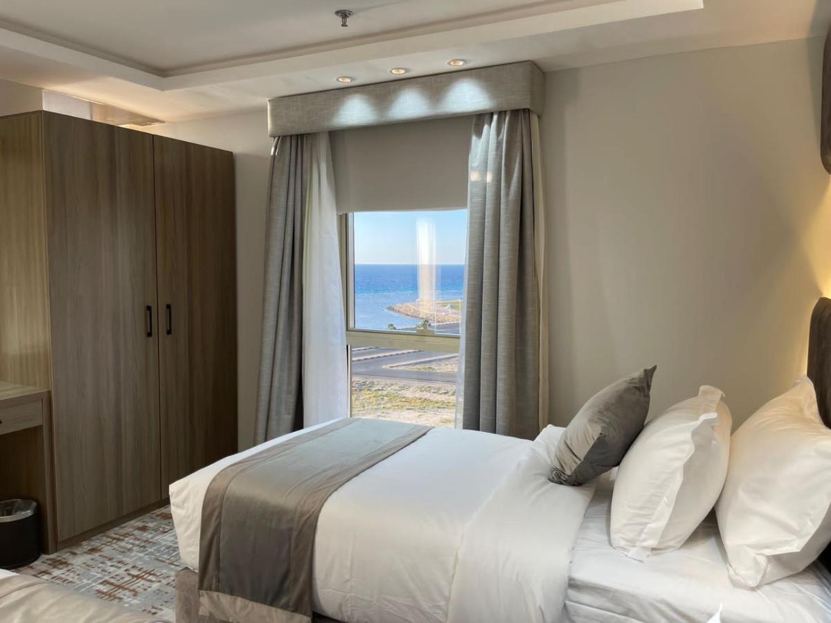 Sweet Land Hotel Umm Lajj Bagian luar foto