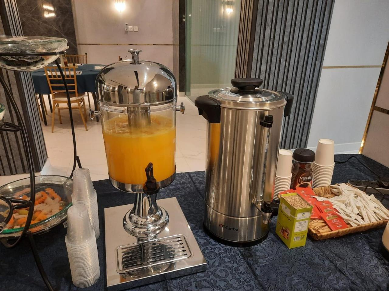 Sweet Land Hotel Umm Lajj Bagian luar foto