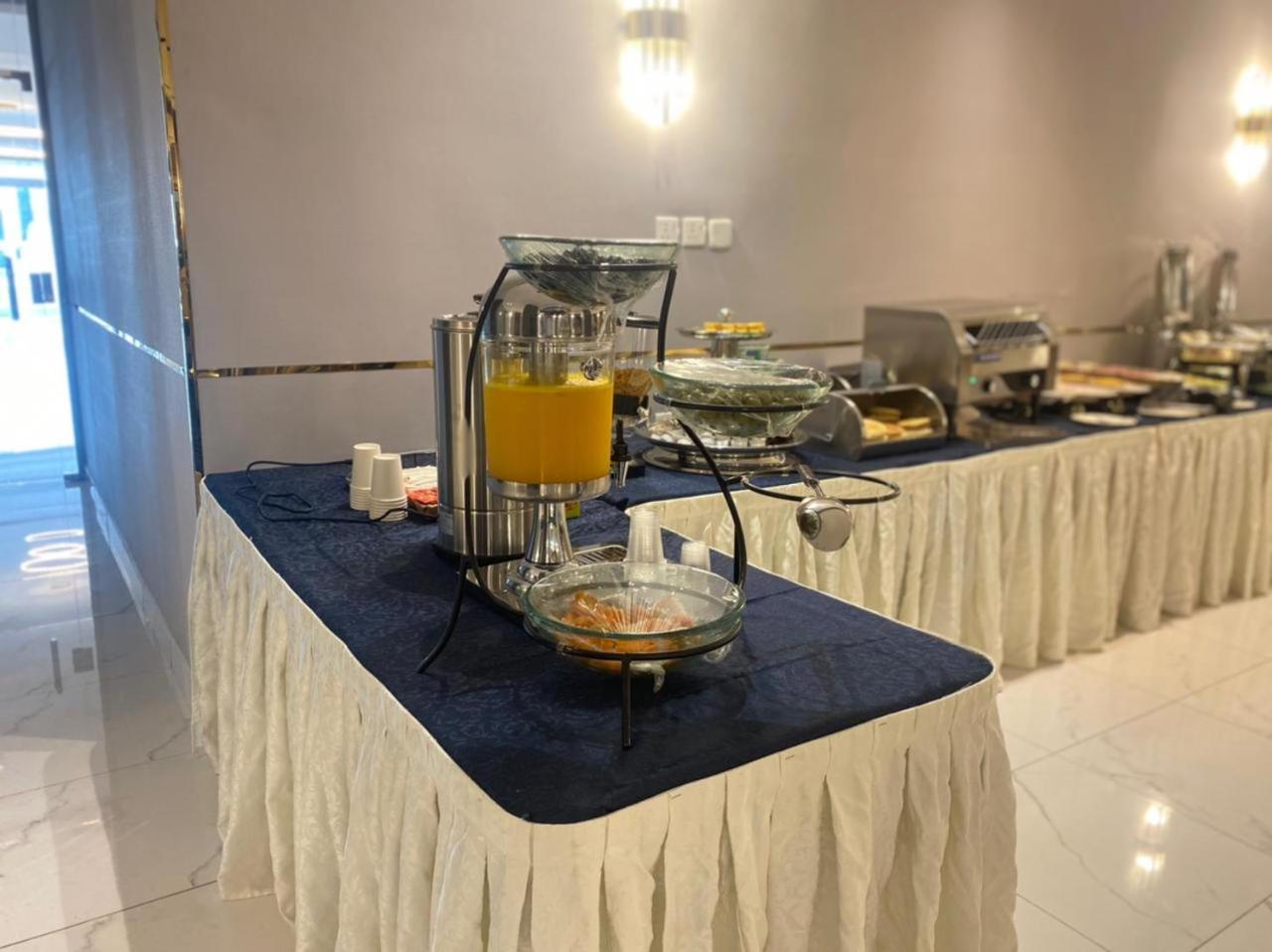 Sweet Land Hotel Umm Lajj Bagian luar foto