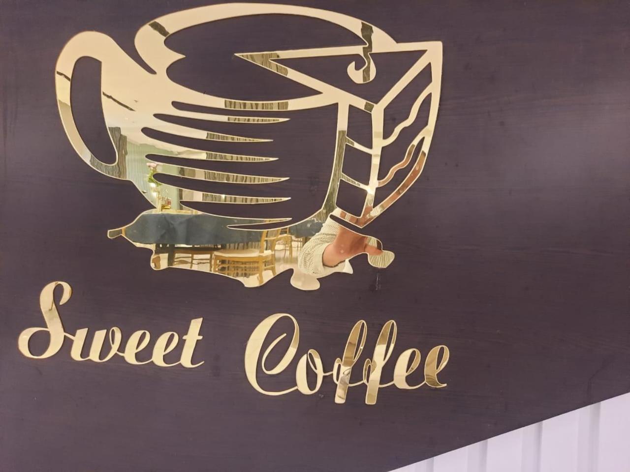 Sweet Land Hotel Umm Lajj Bagian luar foto